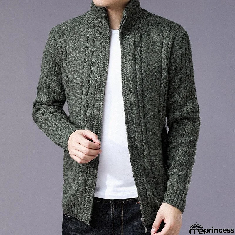 Men's Polyester Full Sleeves Zipper Closure Winter Causal Sweater