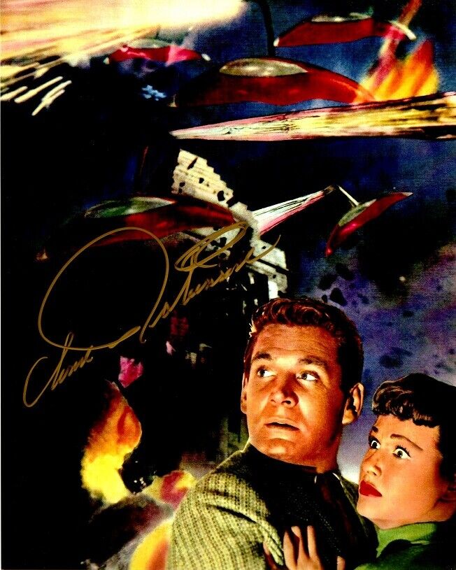 ANN ROBINSON In-person Signed Photo Poster painting - War of the Worlds