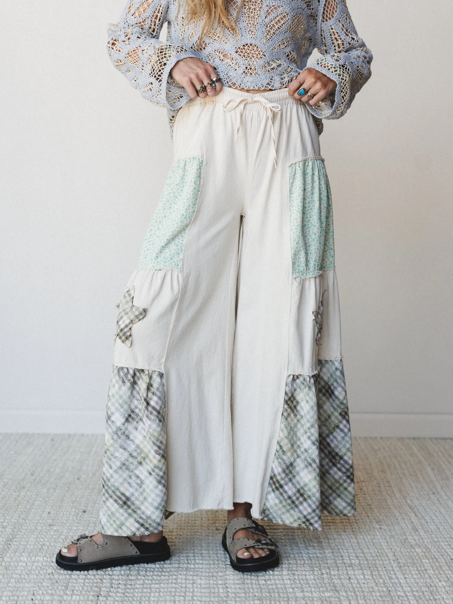Coastal Chill Wide Leg Pants - Oatmilk Multi