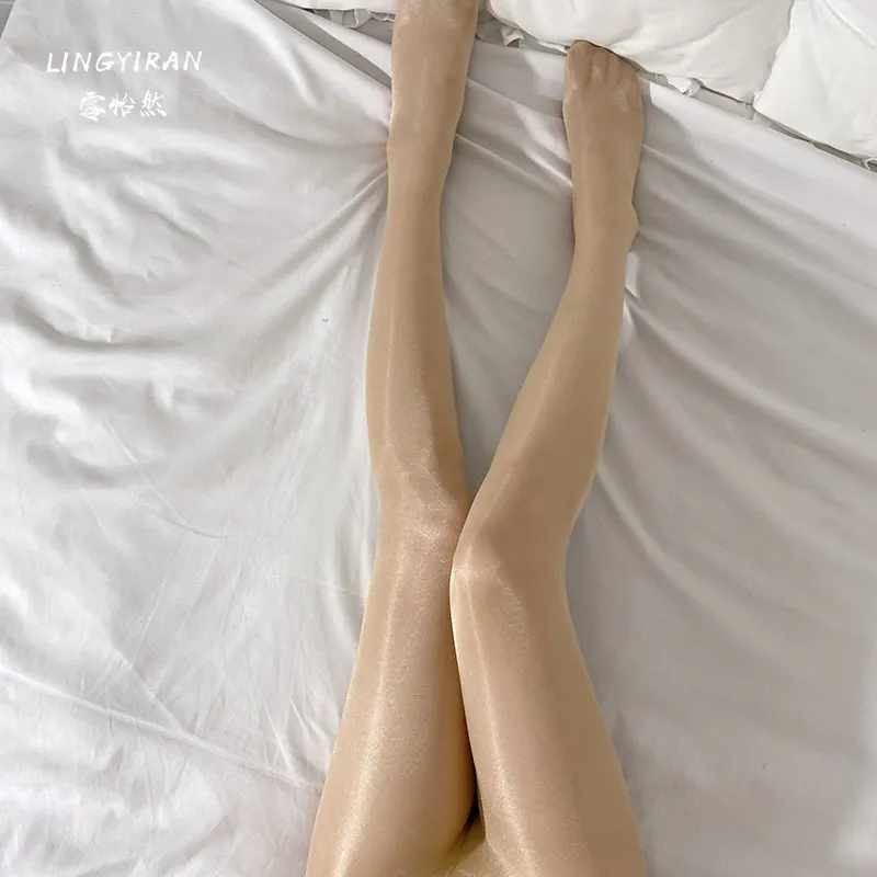 Churchf Open Stockings Interesting Women Feel The Temptation To Take Off Pantyhose Transparent Black Silk Large Size