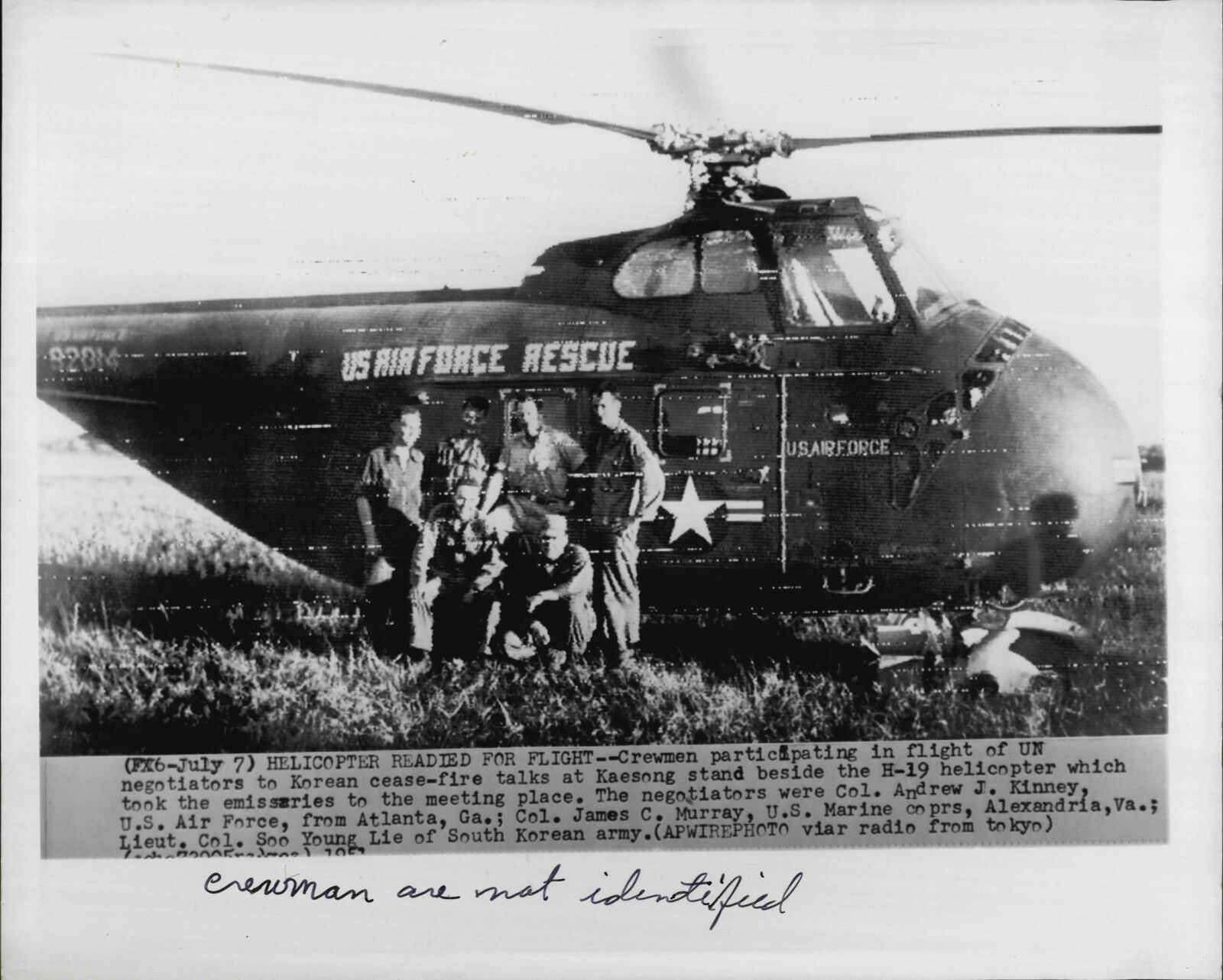 H-19 Helicopter At Conference House At Kaeson 1951 Korean War Press Photo Poster painting