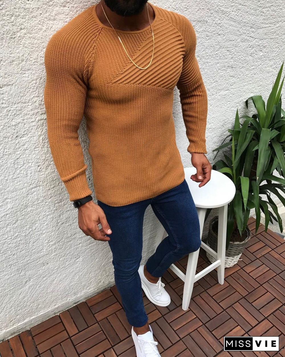 Autumn and Winter Slim Fitting Long Sleeve Round Neck Pullover Sweater Top