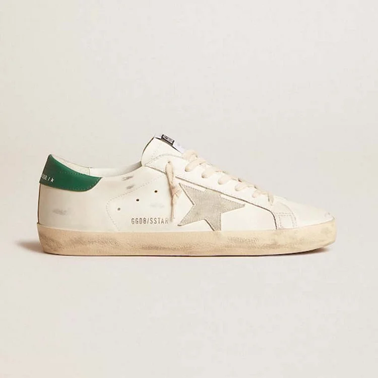 Golden Goose Super-Star Hombre con estrella de ante hielo y refuerzo del talón de cuero verde