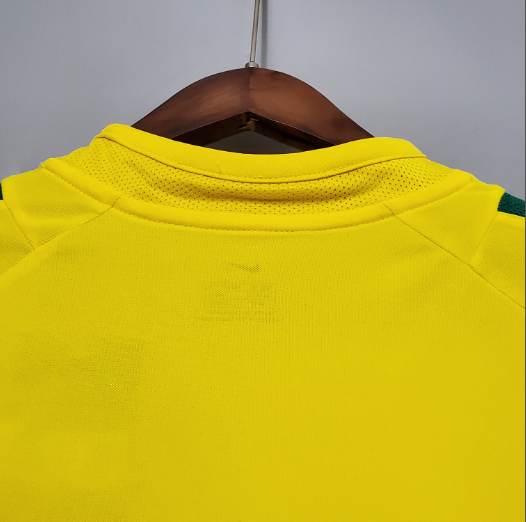Retro 2002 Brazil home Football shirt Thai Quality