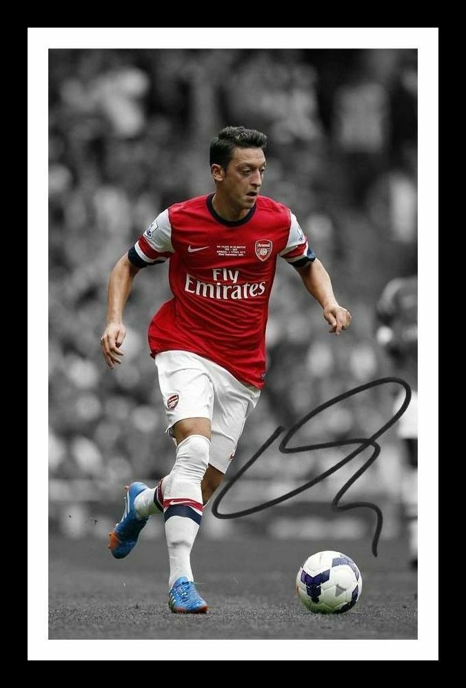 Mesut Ozil - Arsenal Autograph Signed & Framed Photo Poster painting 6