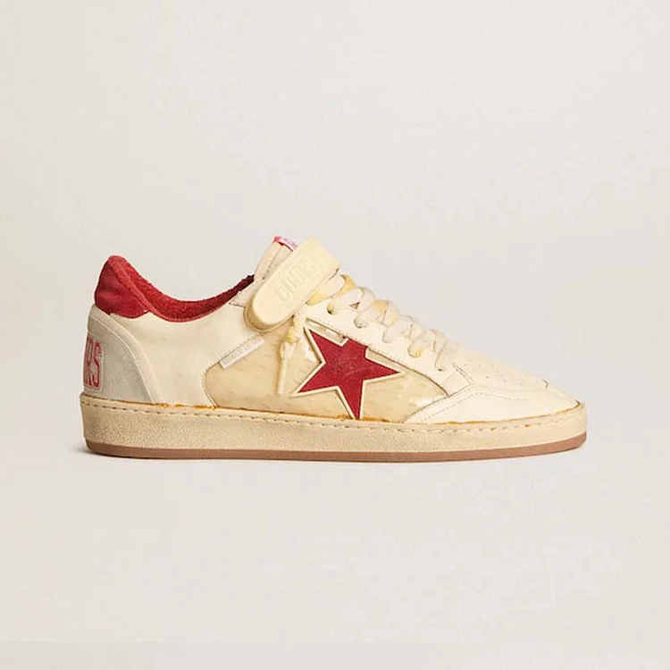 Golden Goose Ball Star Man LAB de napa y PVC con estrella y refuerzo del talón de ante rojo