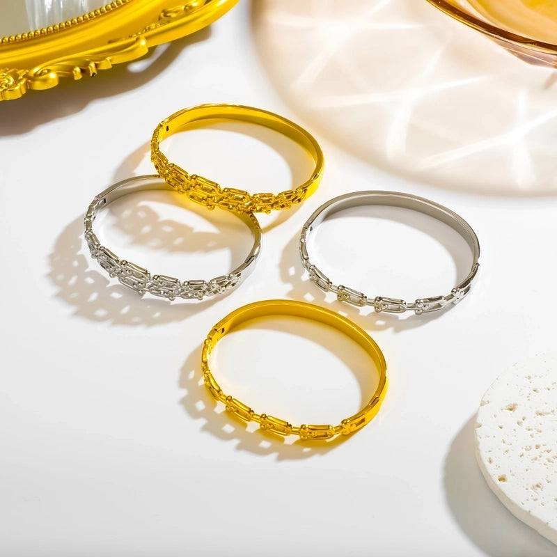 Vintage Style U Shape 304 Stainless Steel 18K Gold Plated Bangle In Bulk