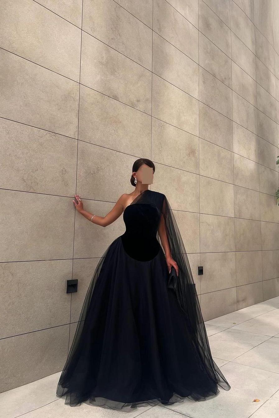 Lvs&Broner Chic Black Tulle One Shoulder Sleeveless Ball Gown Long Prom Dress