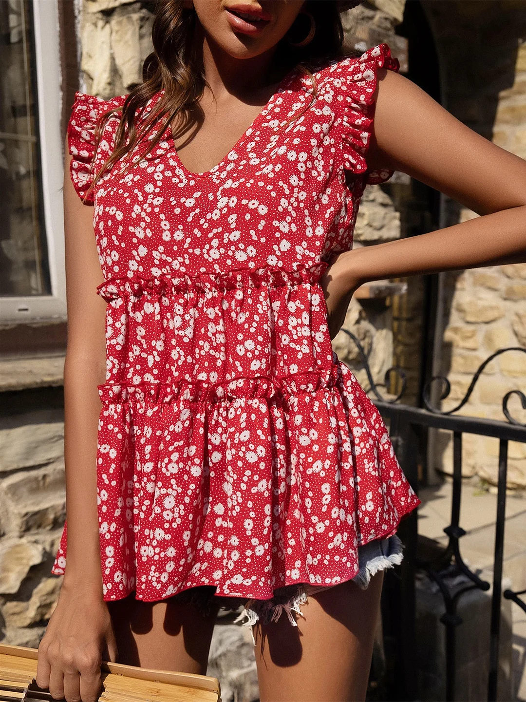 Women's Sleeveless V-neck Floral Printed Top