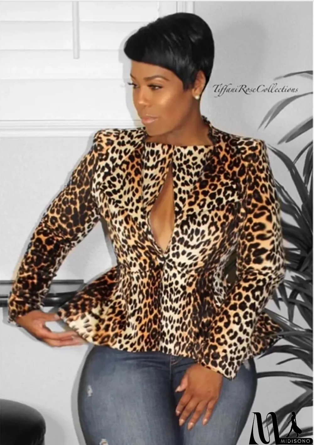 MidiSono - Mature Leopard Long Sleeve Cut Out Peplum Top