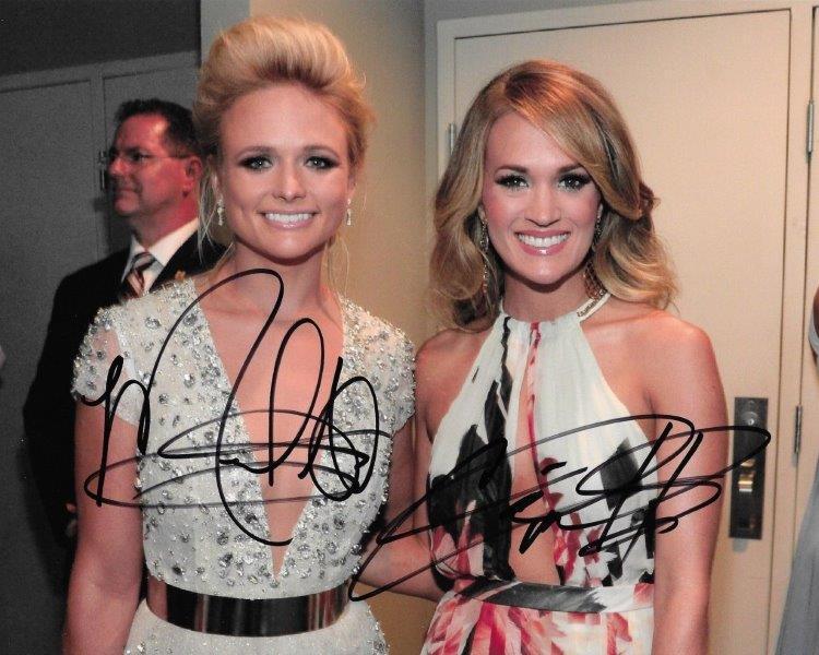 REPRINT - MIRANDA LAMBERT - CARRIE UNDERWOOD Country Autographed 8 x 10 Photo Poster painting