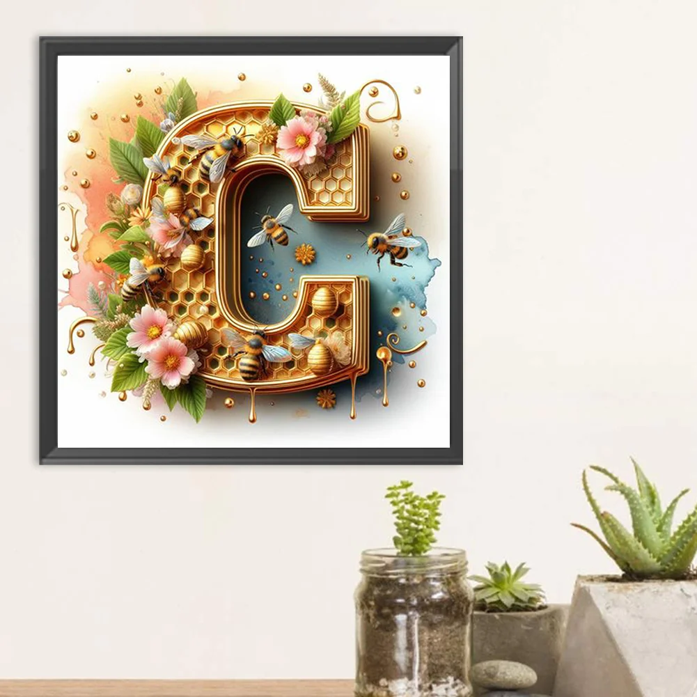 Full Round Diamond Painting 30*30cm - Bee Letter C