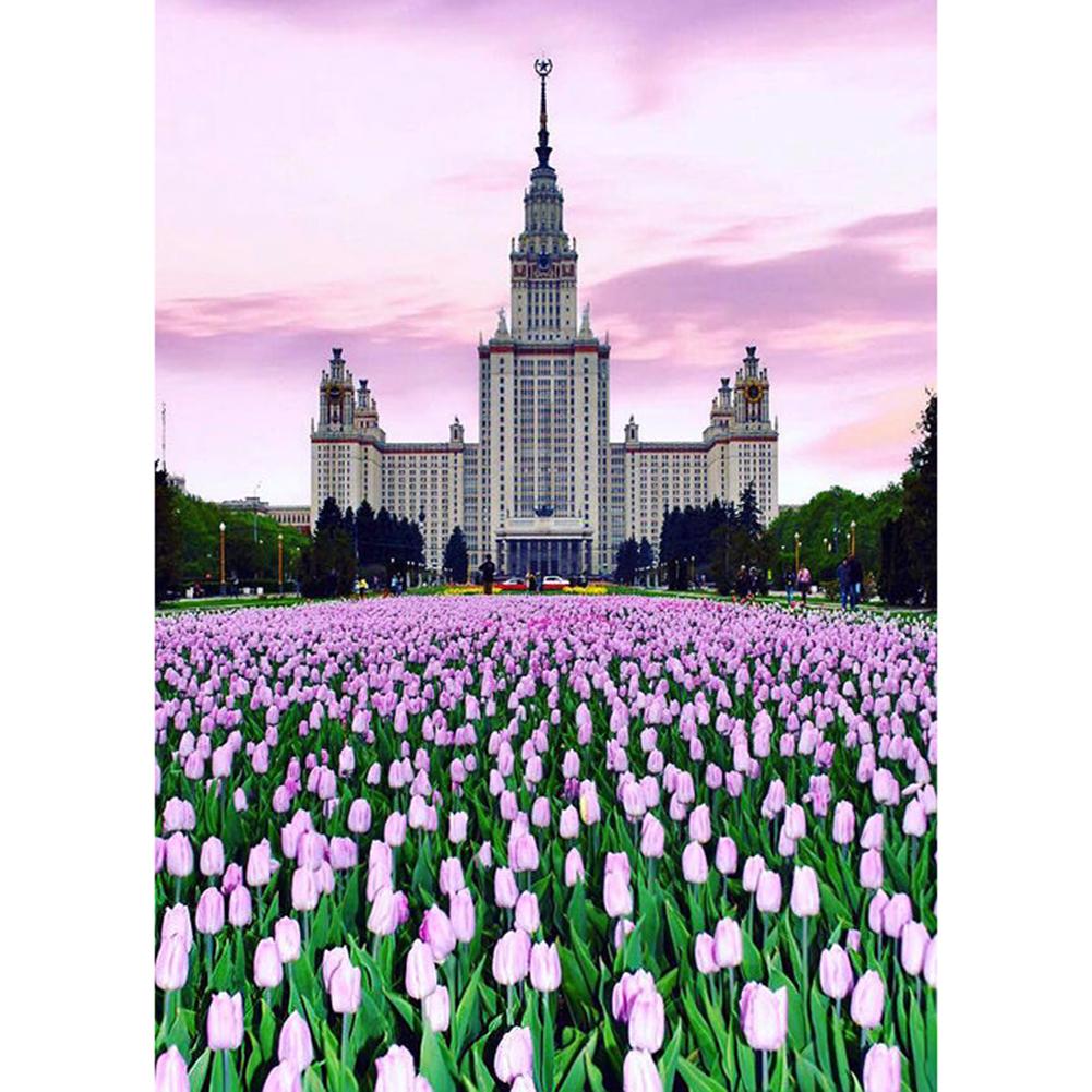 Мгу весной. Москва МГУ весной. Москва весной. Москва цветет.
