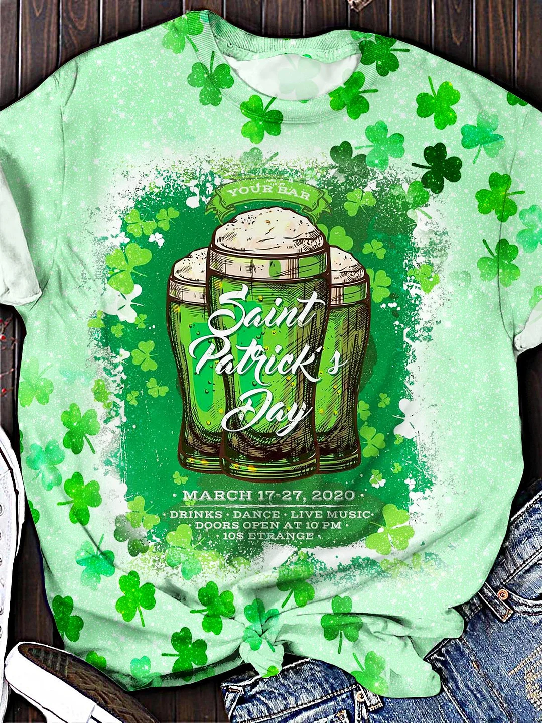 Vintage Four Leaf Clover St. Patrick's Crew Neck T-shirt
