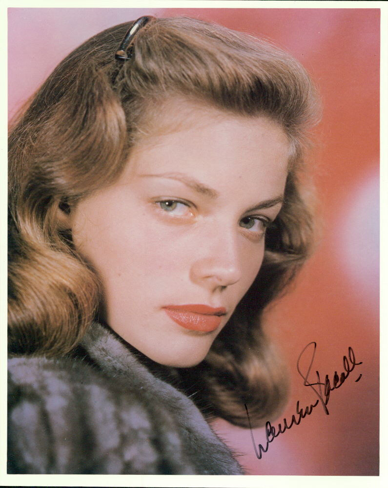 Lauren Bacall (Vintage) signed Photo Poster painting COA