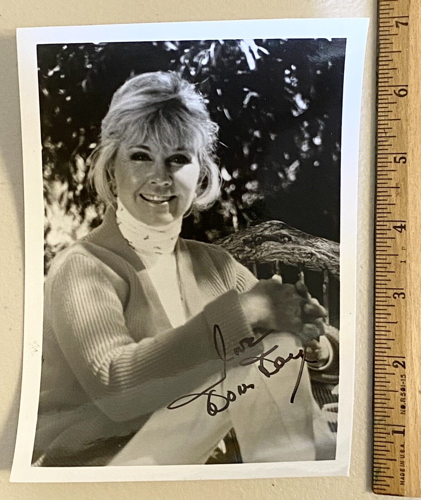 Doris Day Signed 5x7 Vintage Photo Poster painting Inscribed “love” Autographed Calamity Jane