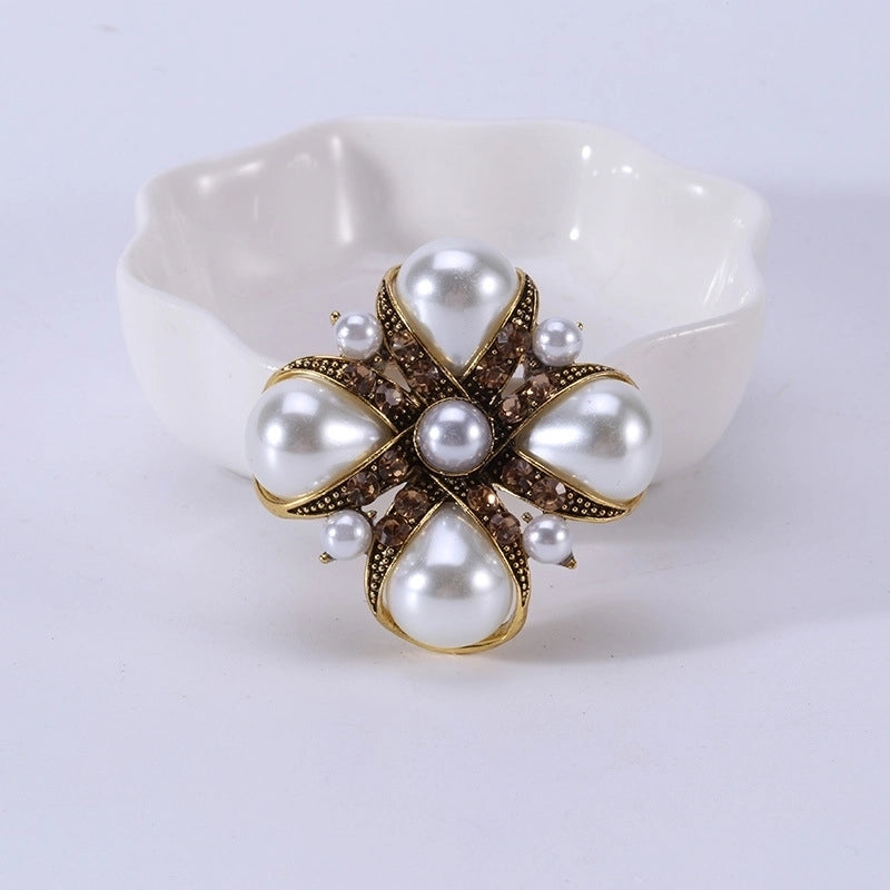 Pin Pearl Alloy Inlay Rhinestones Women’s Brooches