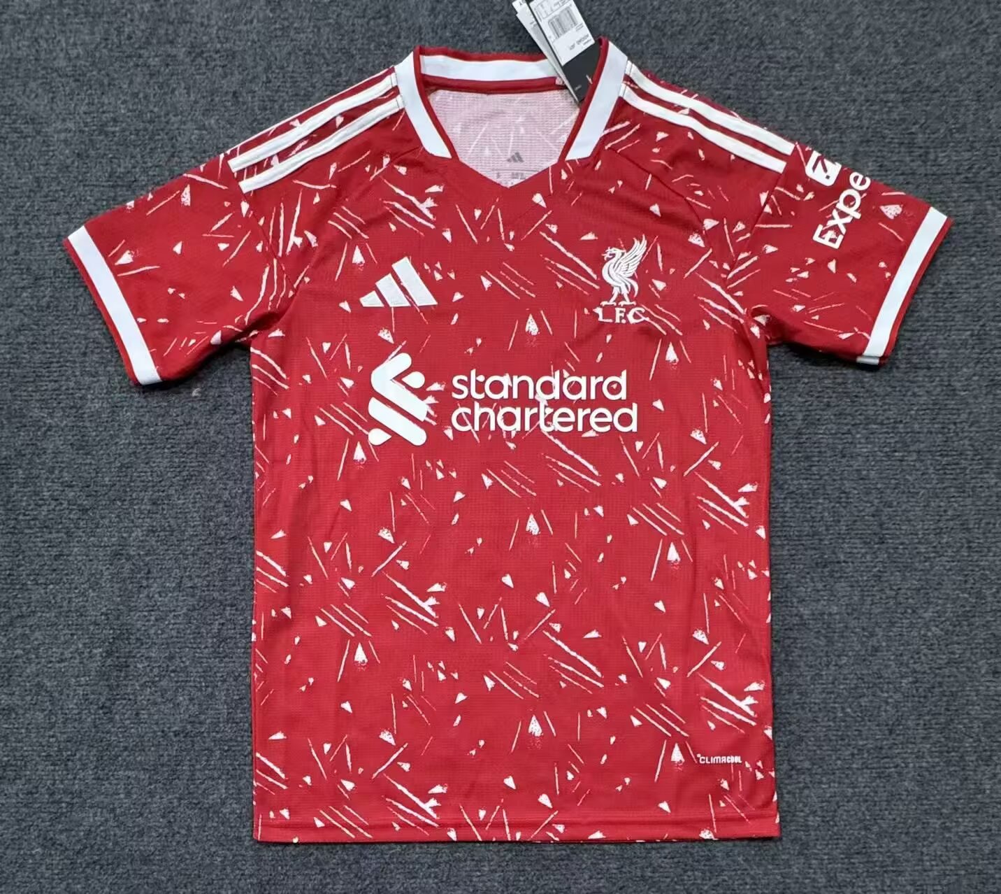26/27 Liverpool Red Football shirt Thai Quality