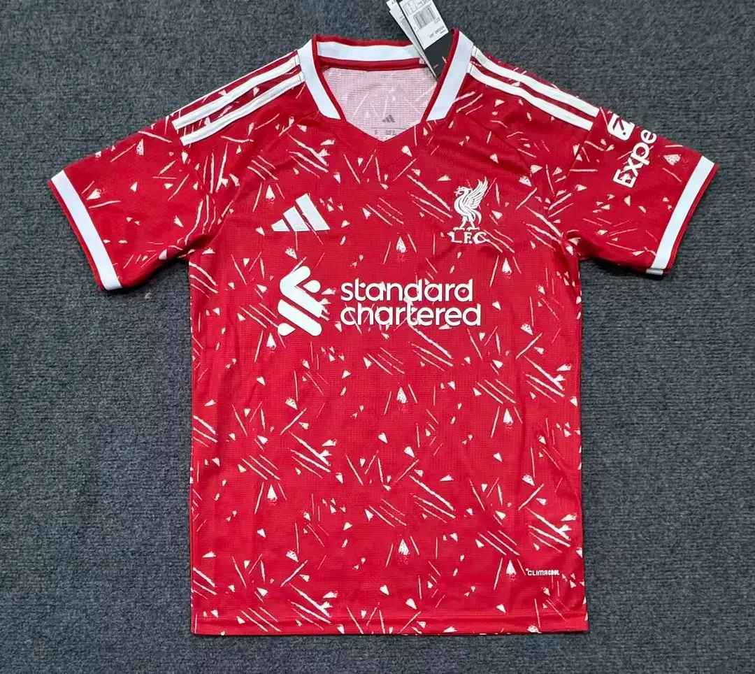26/27 Liverpool Red Football shirt Thai Quality