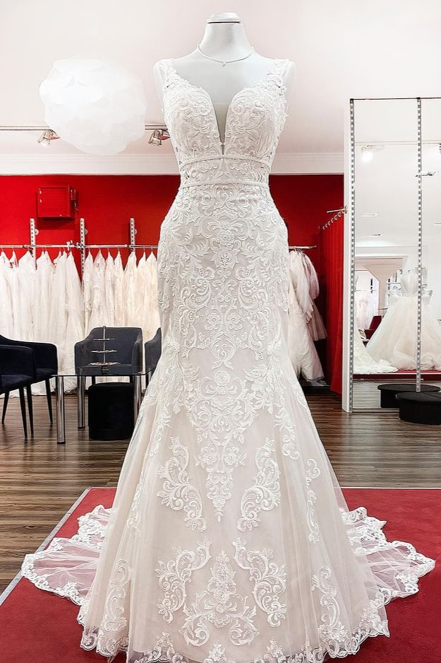 Modern Mermaid Tulle Backless Sleeveless Long Wedding Dress With Lace | Ballbellas Ballbellas
