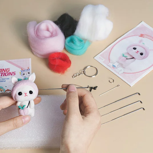 Kit: Bunny Needle Felt Kit, DIY Craft Kit, Felting Kit 