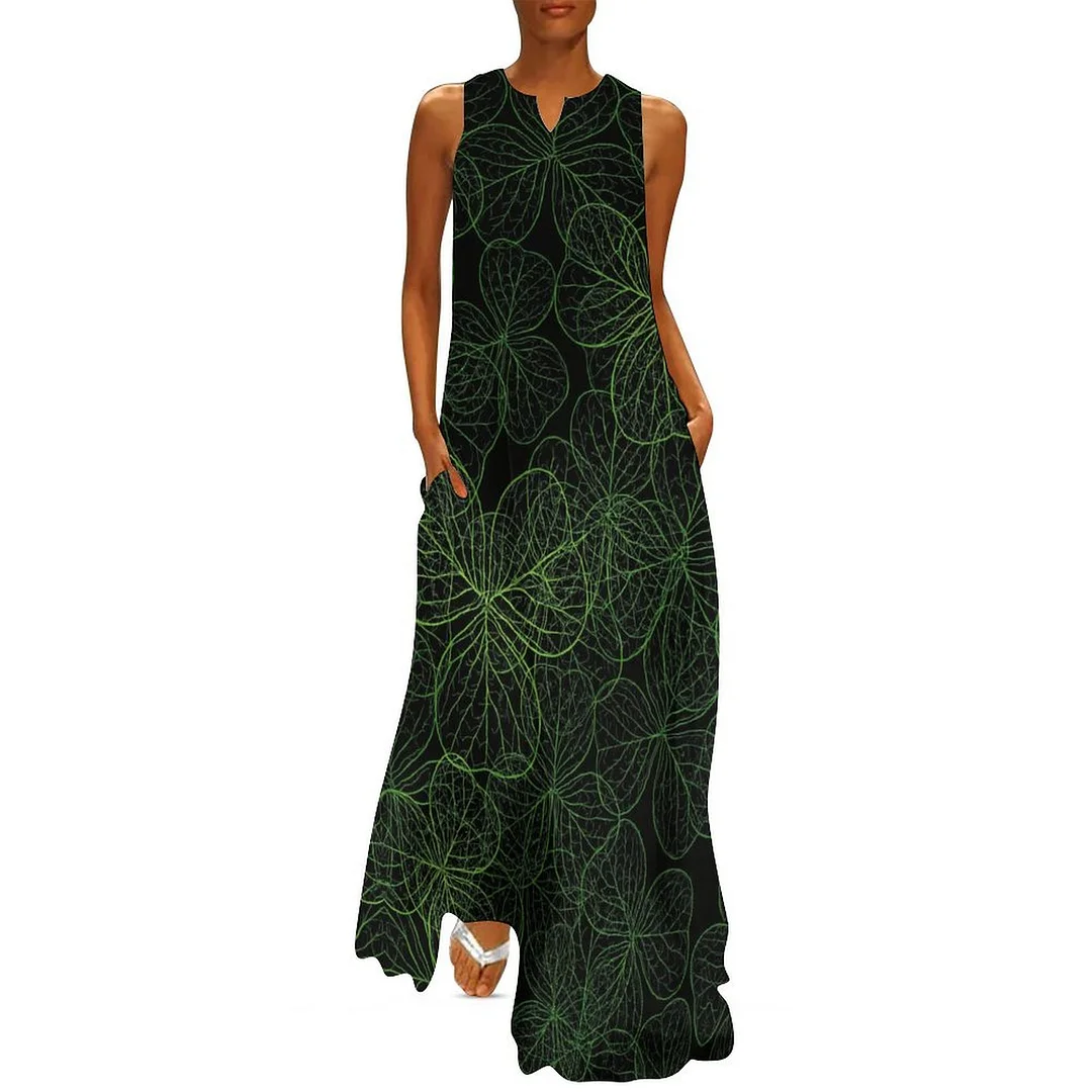 Style & Comfort for Mature Women Plus Size Printed Sleeveless Casual Women Maxi Dress with Pockets in Pattern St. Patrick's Day, Green, Clover, Lucky
