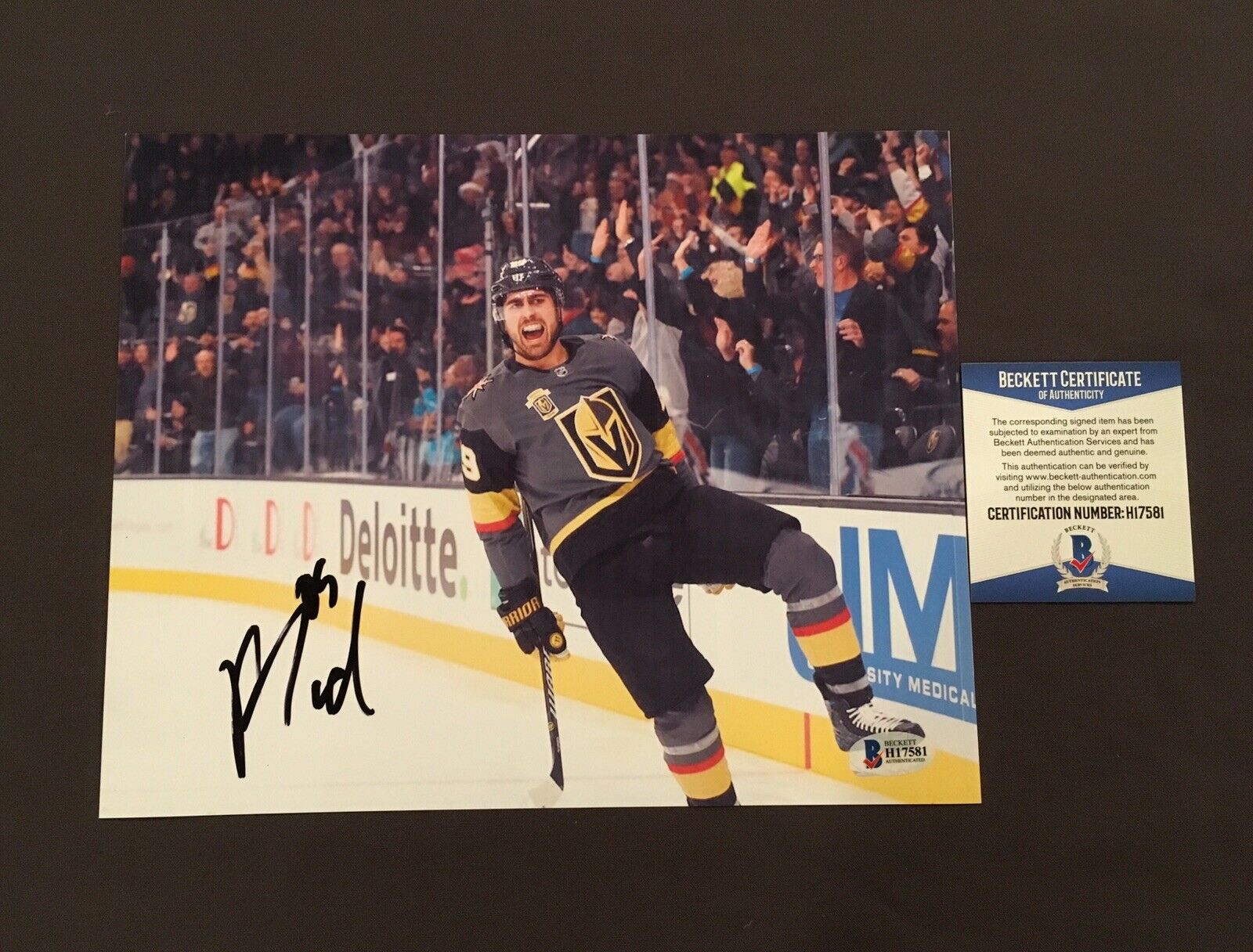 BECKETT COA! ALEX TUCH Signed Autographed 8x10 Photo Poster painting VEGAS GOLDEN KNIGHTS