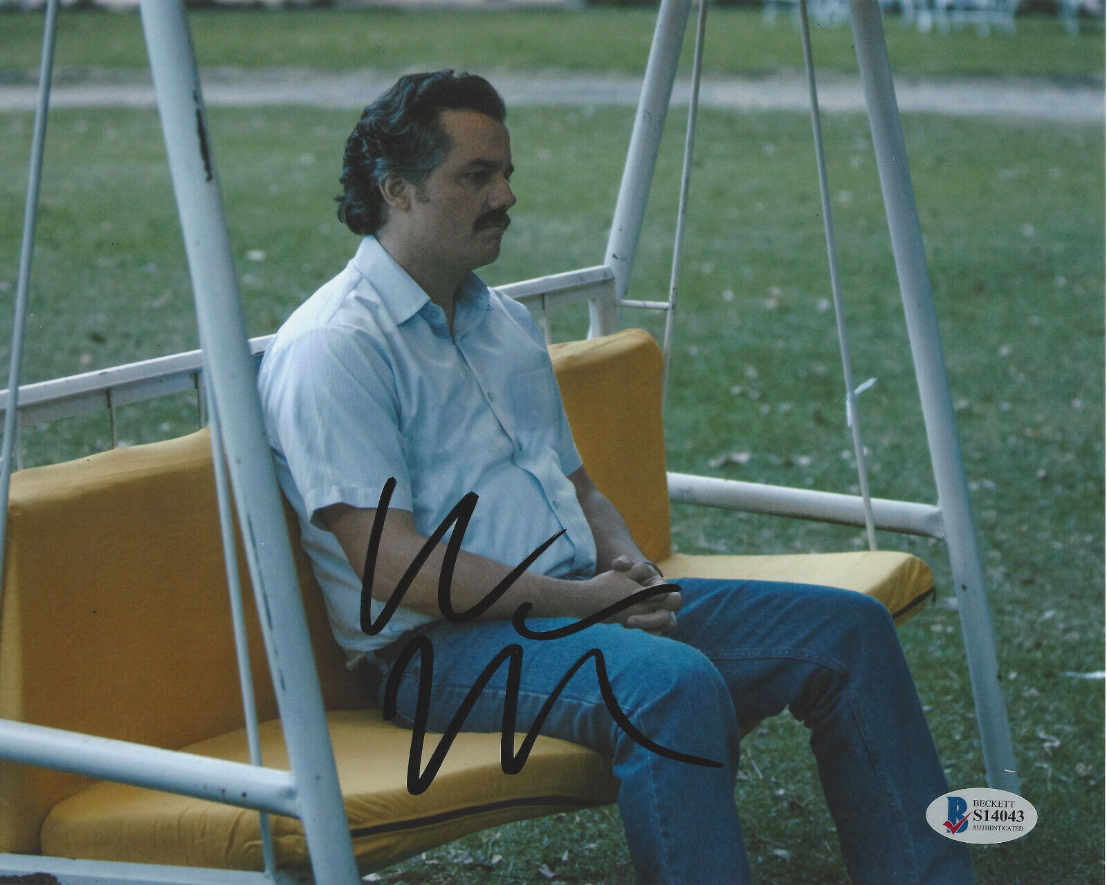 WAGNER MOURA SIGNED 'NARCOS' PABLO ESCOBAR 8x10 Photo Poster painting 2 PROOF BECKETT COA BAS