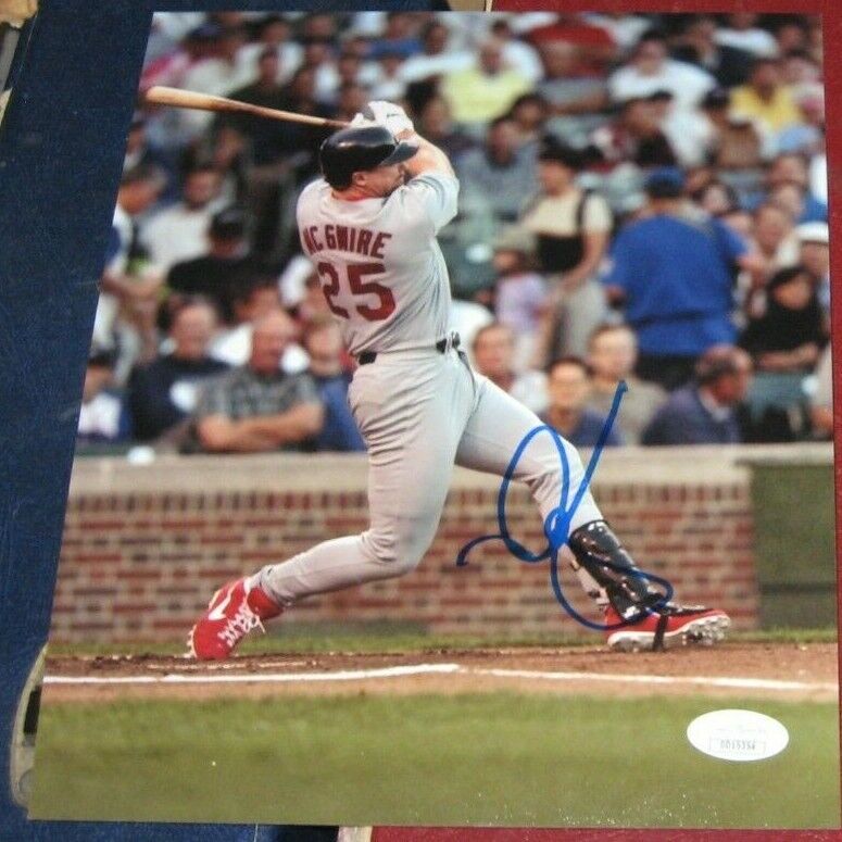 MARK MCGWIRE ST. LOUIS CARDINALS SIGNED AUTOGRAPHED 8X10 Photo Poster painting JSA #DD15354