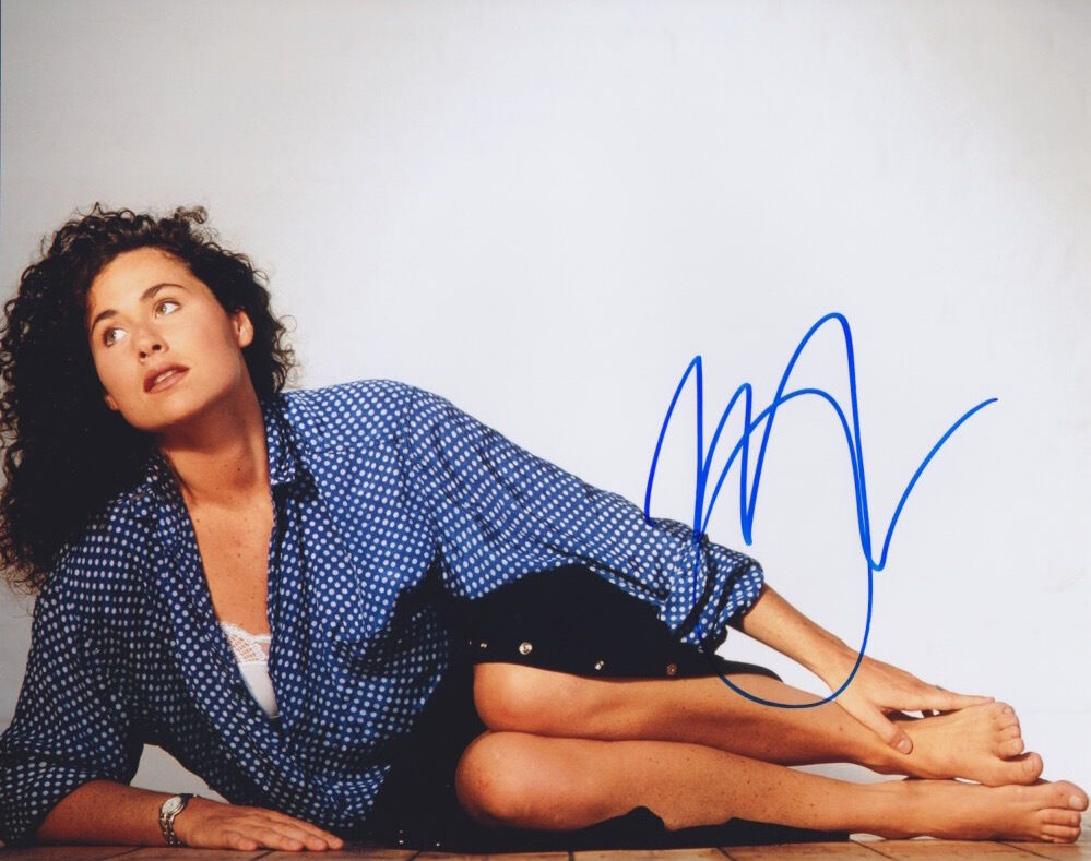 Minnie Driver signed authentic 8x10 Photo Poster painting COA