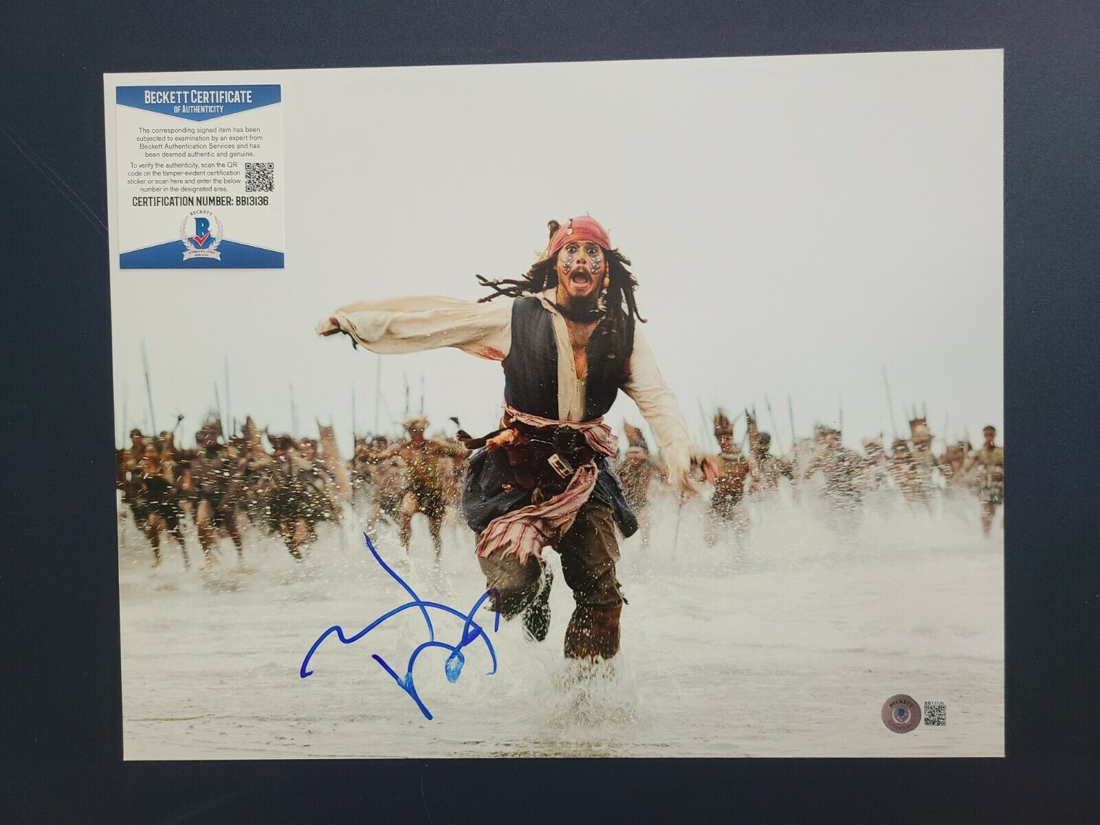 JOHNNY DEPP signed 11x14 DISNEY PIRATES OF THE CARIBBEAN JACK Photo Poster painting Beckett BAS