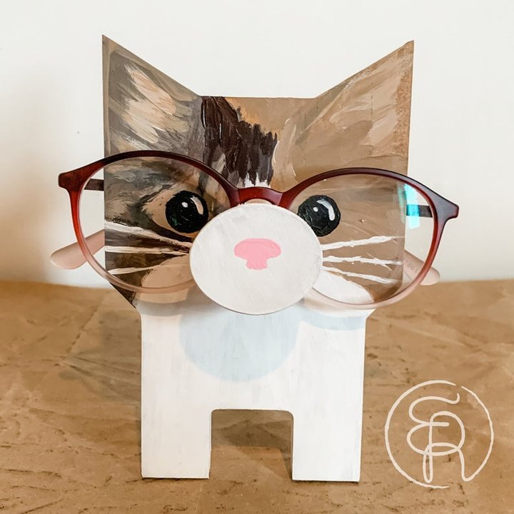 Polo-Handmade Cat Glasses Stand Art Gift - White ruby