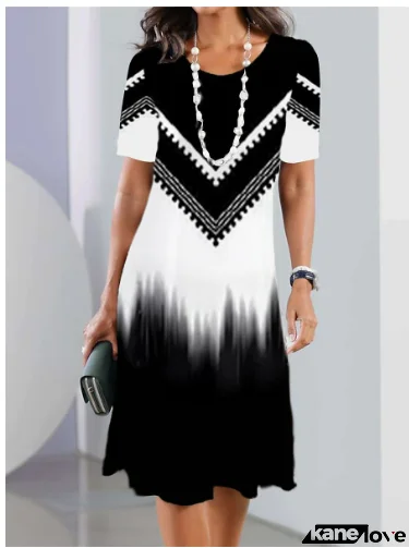 Tailored and light Dress