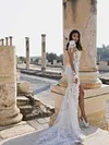 Lace Applique Wedding Dress 3D Flower Embroidered Bridal Gown Unique Long Mesh Sleeve Long Sweep Train Sexy High Slit Robe