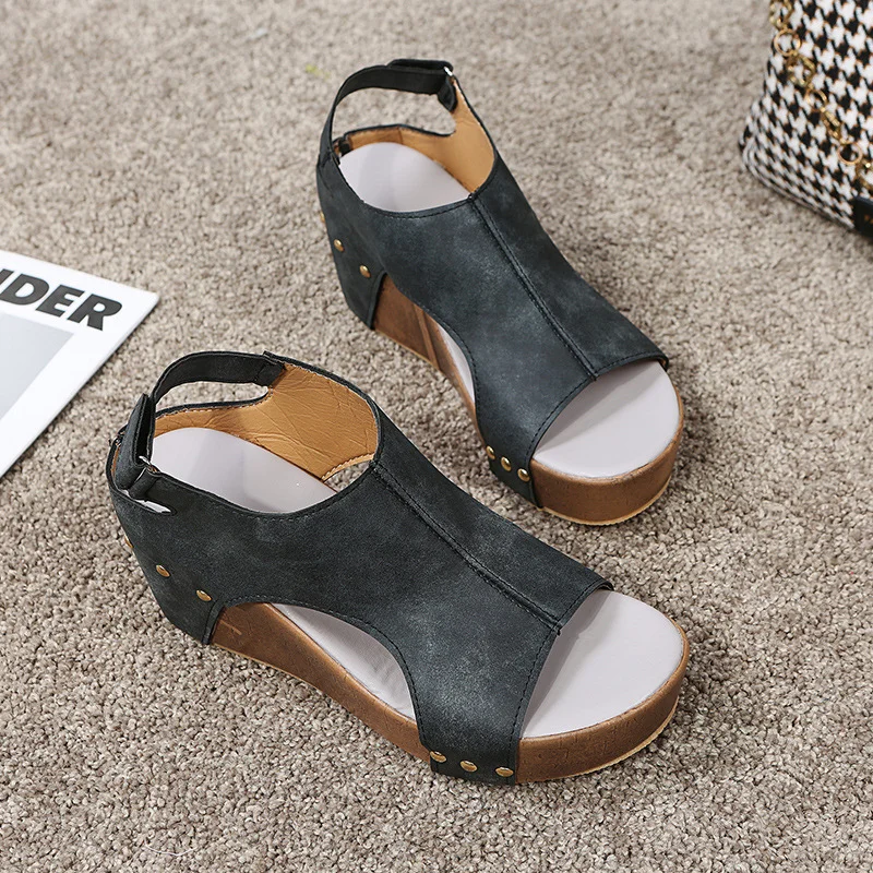 Breakj Breakj Spring And Summer New Rivet Slope And Fish Mouth Sandals Women Large Size Waterproof Table Hollow Thick-Soled Women Sandals