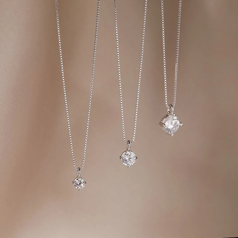 925 Sterling Silver Plated Zircon Round Pendant Necklace