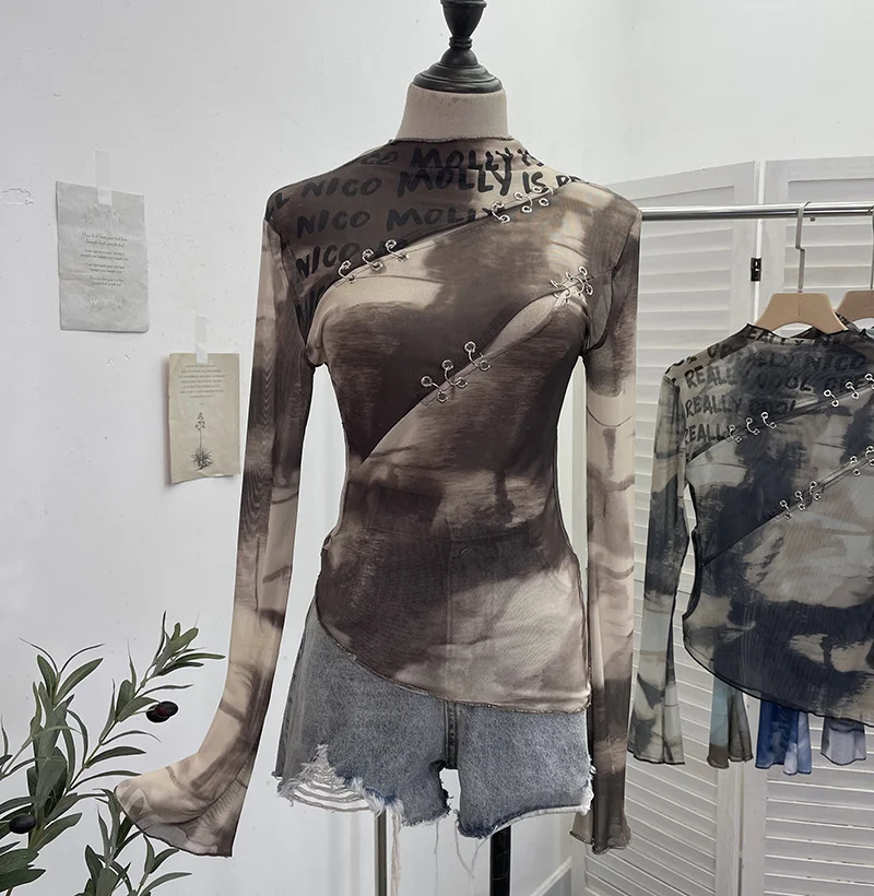 Uveng Pure Want To Play The Bottom Of The Long-Sleeved T-Shirt Design Hollow Print Irregular Mesh Yarn Personality Hottie Top 2629