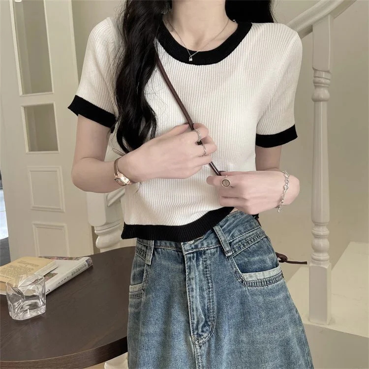 Uveng Uveng Clamming Color Splicing T-Shirts For Women's New Summer Fashion Slimming Thin-Sleeved Ice Silk Short-Sleeved Top Tide