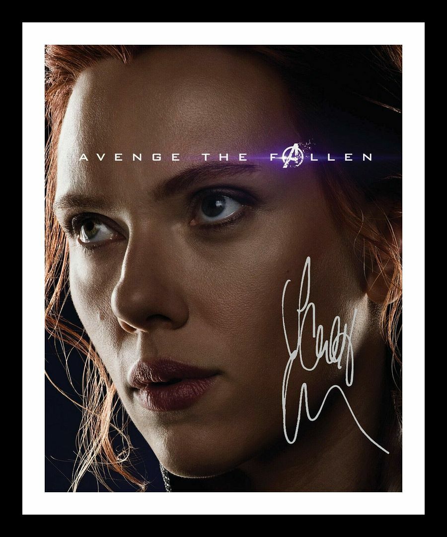 Scarlett Johansson - Black Widow - The Avengers Signed & Framed Photo Poster painting