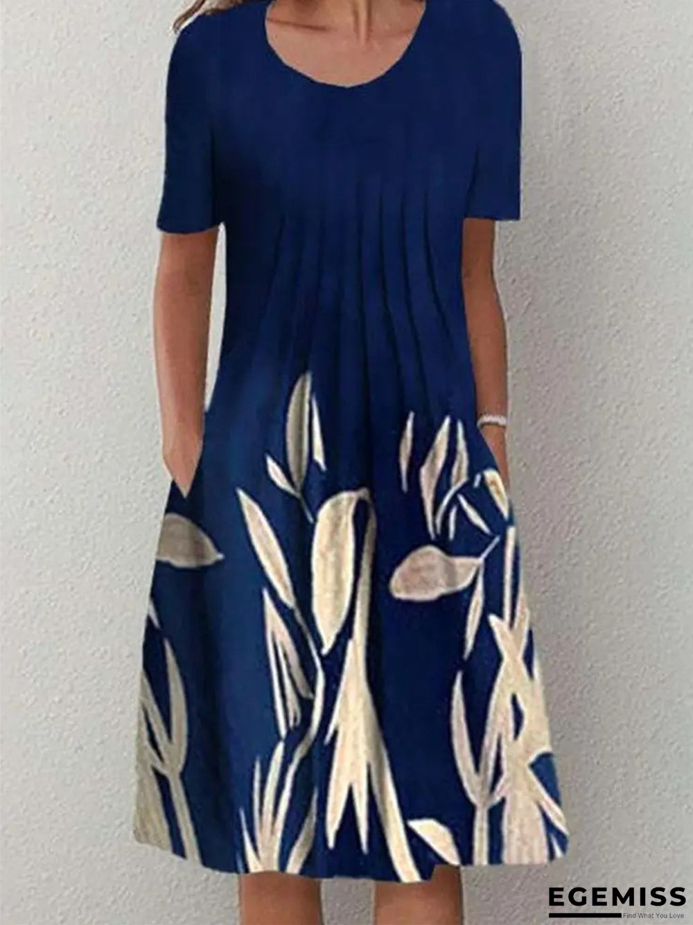 Casual Flower Round Neck Medium Length Straight Dress | EGEMISS