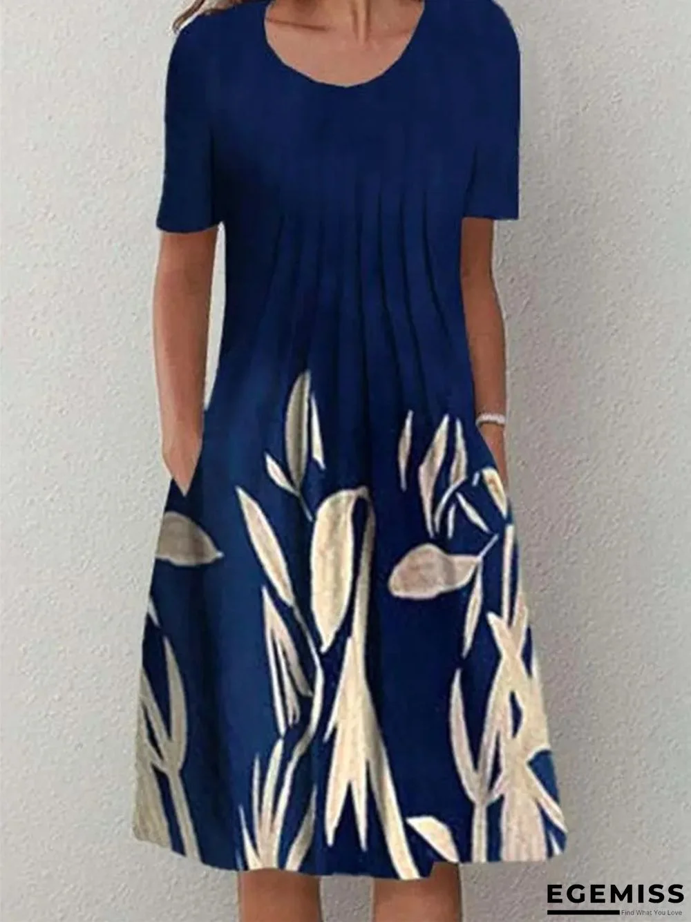 Casual Flower Round Neck Medium Length Straight Dress | EGEMISS