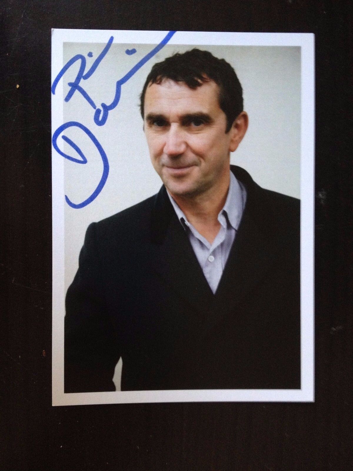 PHIL DANIELS - QUADROPHENIA ACTOR - EXCELLENT SIGNED COLOUR Photo Poster paintingGRAPH