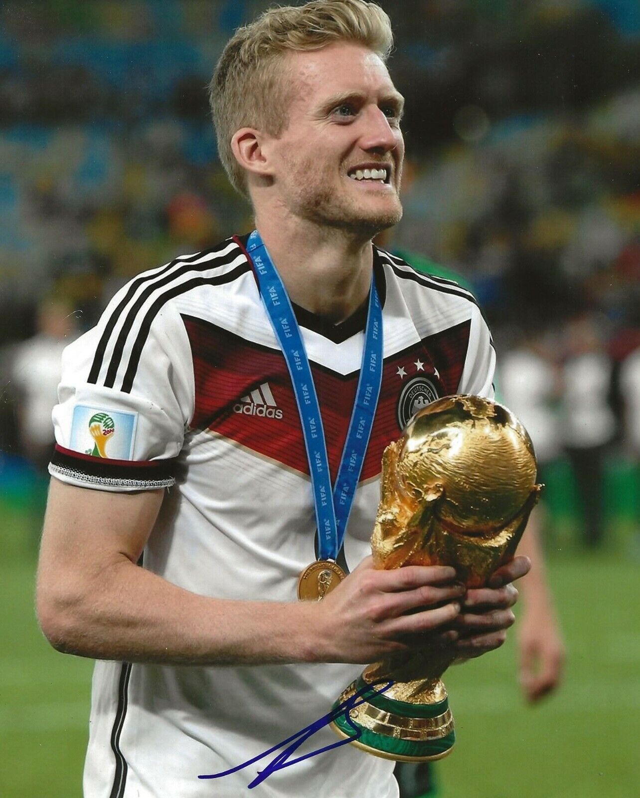 Andre Schurrle signed 2014 Germany World Cup Trophy 8x10 Photo Poster painting autographed