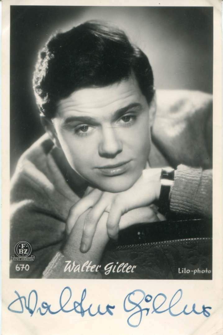 Walter Giller (+) ACTOR autograph, signed vintage Photo Poster painting