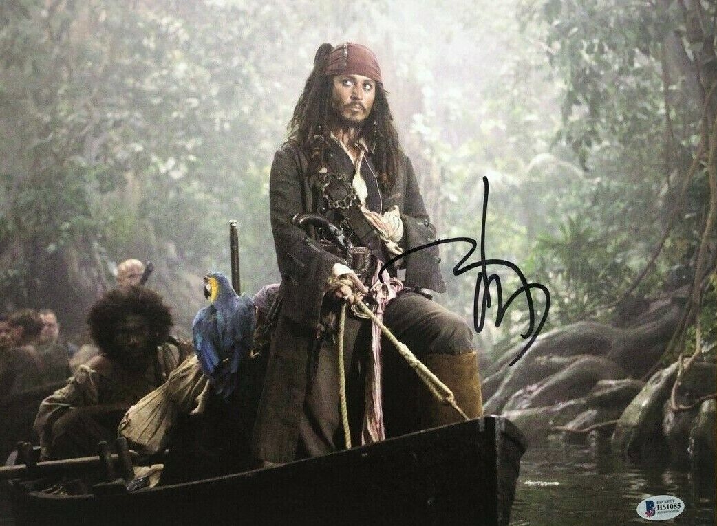 Johnny Depp signed autographed 11x14 Photo Poster painting Pirates Jack Sparrow BECKETT COA