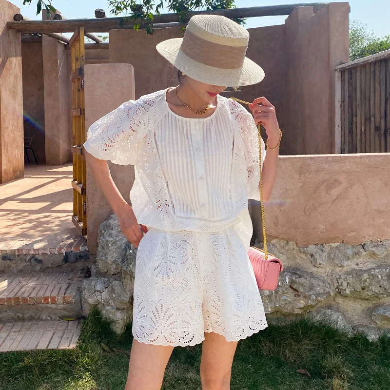 Uveng Uveng New French Small Fragrant Style Set Of Women's White Shirt + Shorts Shenzhen Southern Oil European Women's Clothing Set