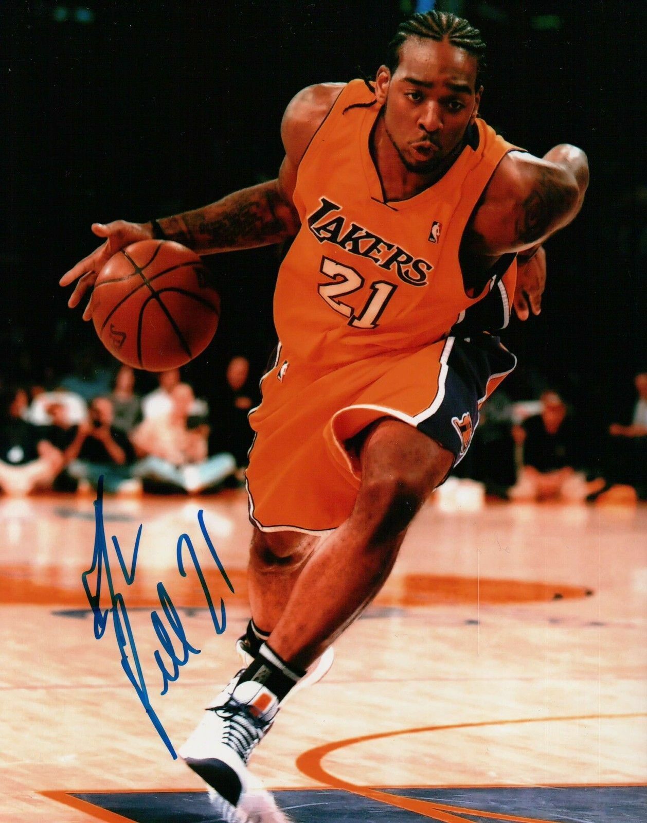 Josh Powell Signed 8X10 Autograph Photo Poster painting Lakers Champion Home Dribbling w/COA