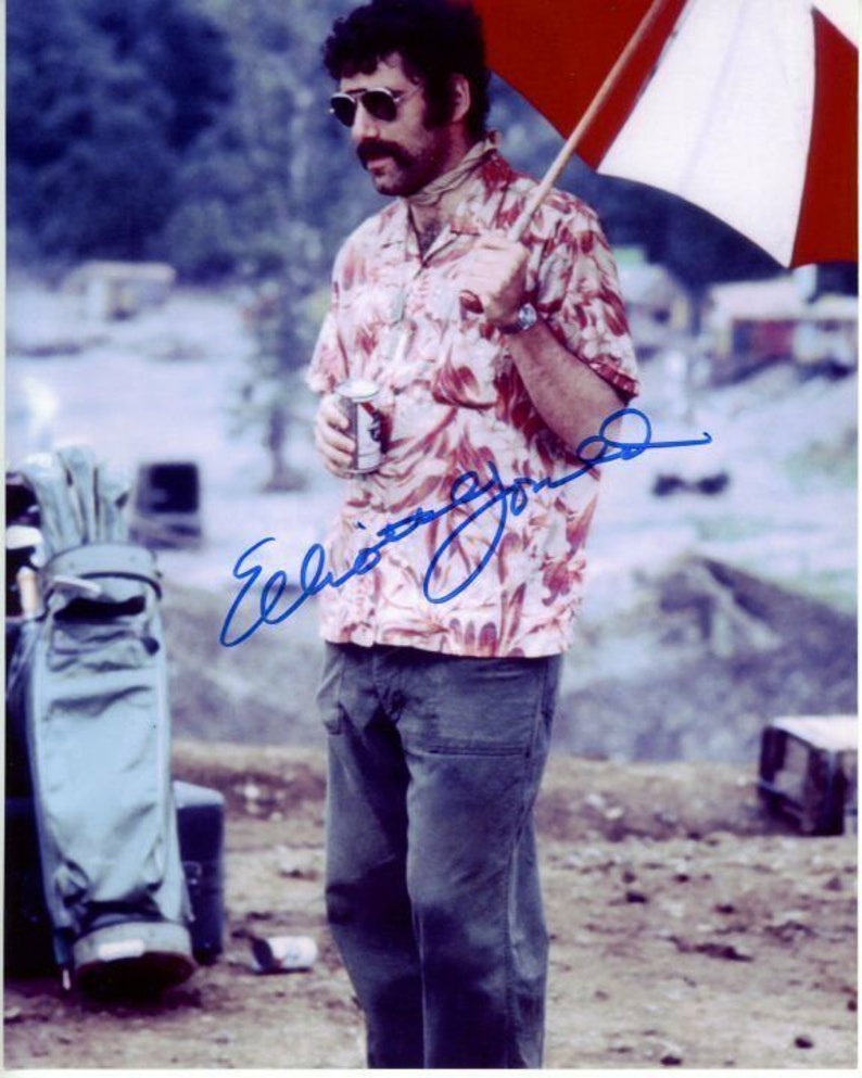 Elliott gould signed autographed mash dr. trapper john mcintyre Photo Poster painting