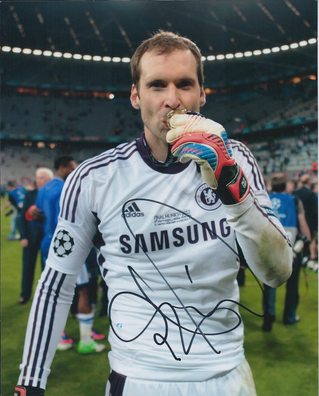 Petr CECH Signed Autograph 10x8 Photo Poster painting AFTAL COA Chelsea Champions League RARE