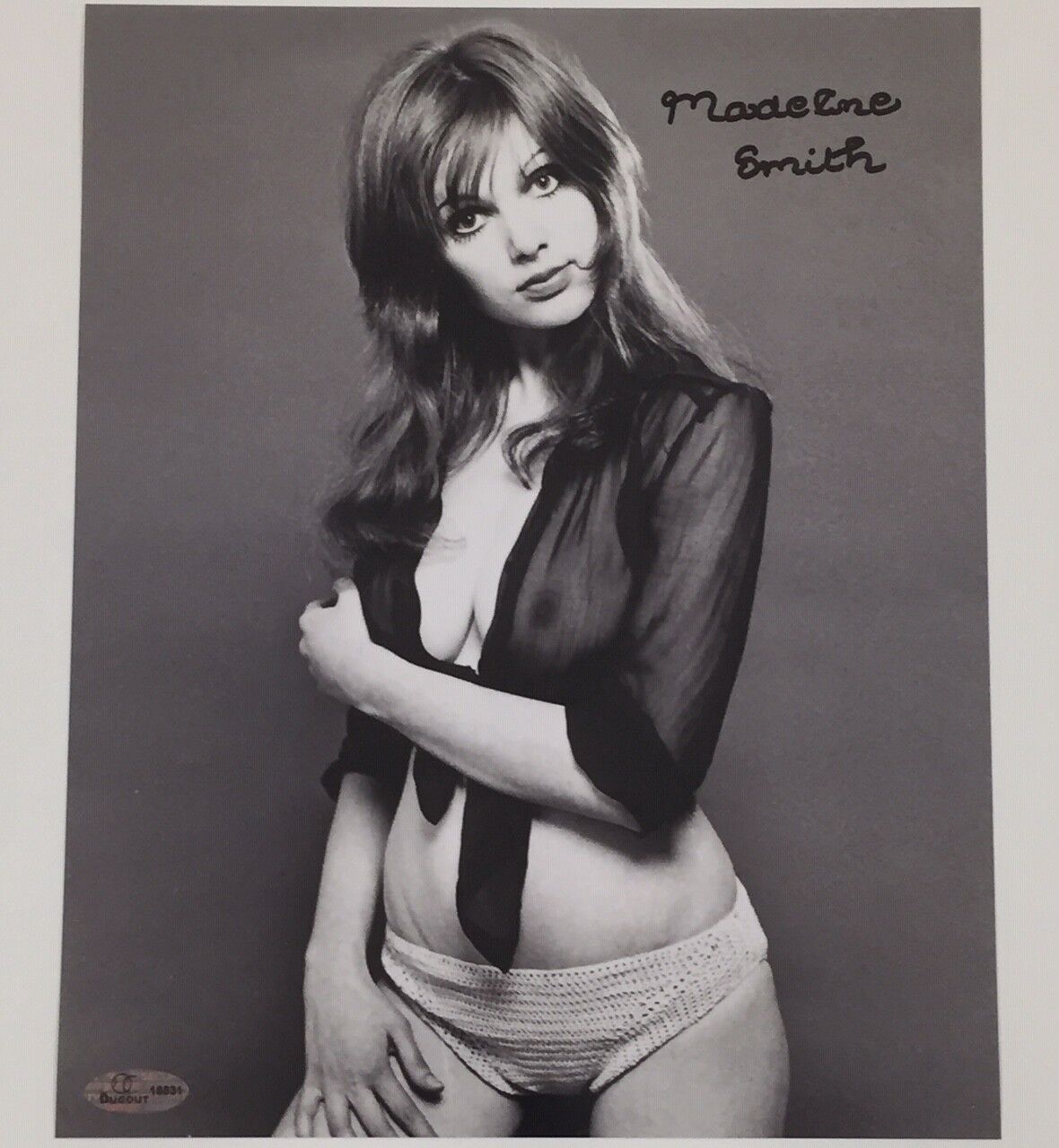 MADELINE SMITH James Bond Girl MISS CARUSO signed 8x10 ~ OC COA+Holo+Photo Poster painting Proof